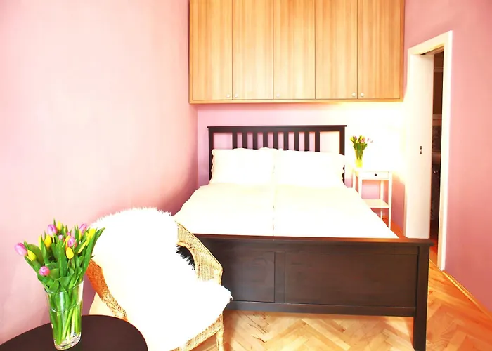Lovely Lila Apartment